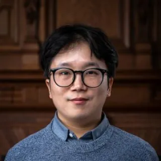 "Postdoc Jonghan Moon"