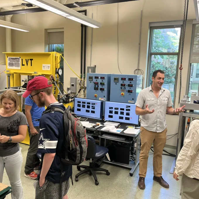 "Open House in Rock Deformation Lab"