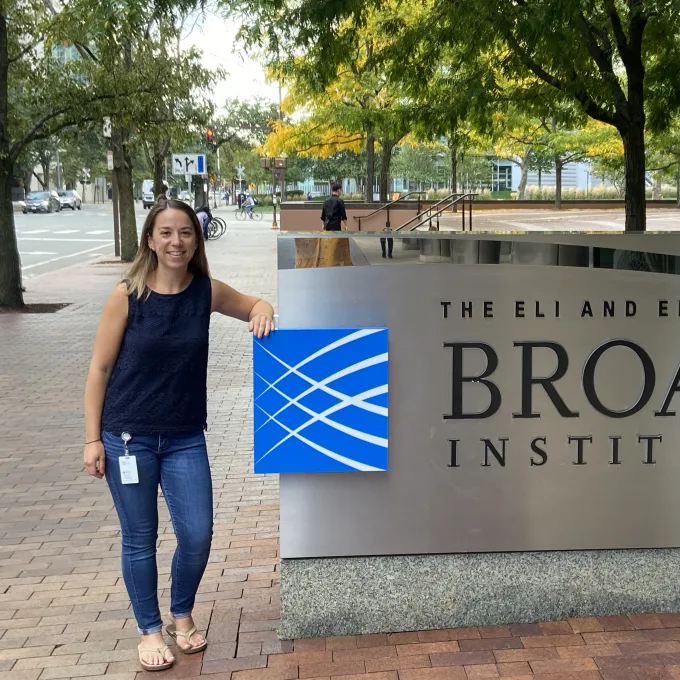 Rachel Gesserman with the Broad Institute sign